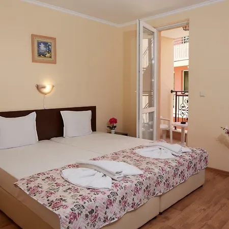 アパート Feniks *