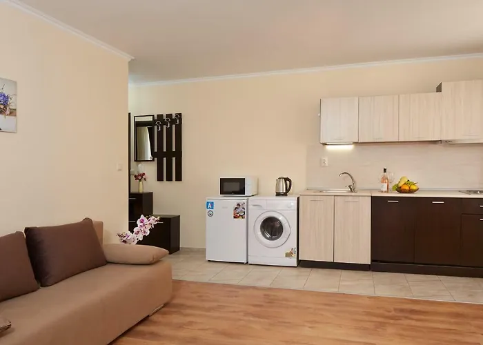 Feniks Несебър