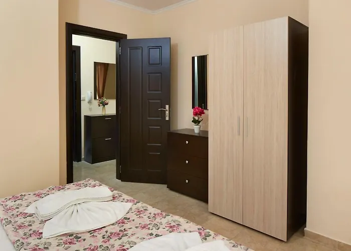 Апартамент Feniks *