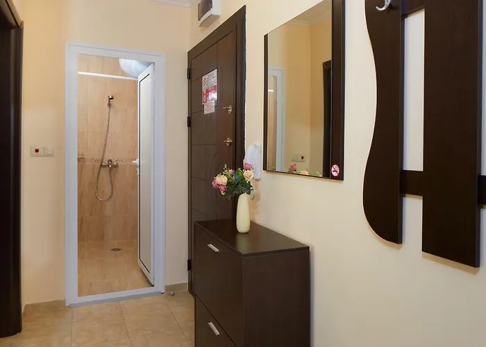 Апартамент Feniks Несебър