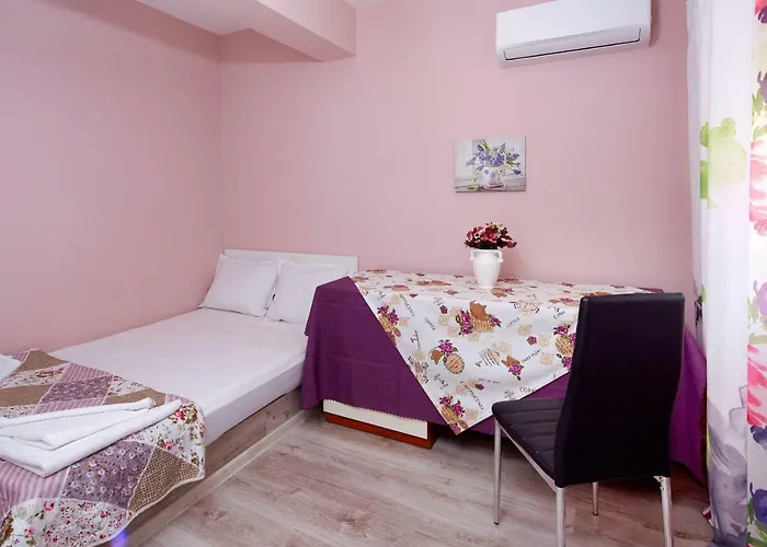 Апартамент Feniks *