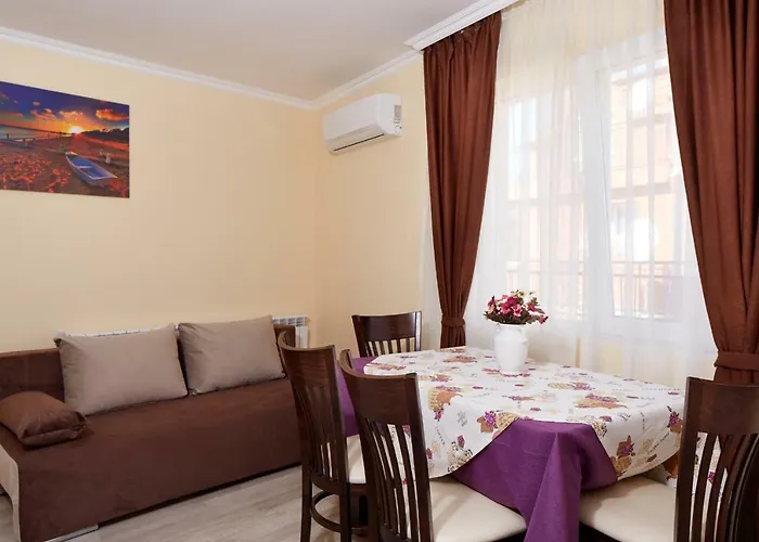 Feniks * Несебър