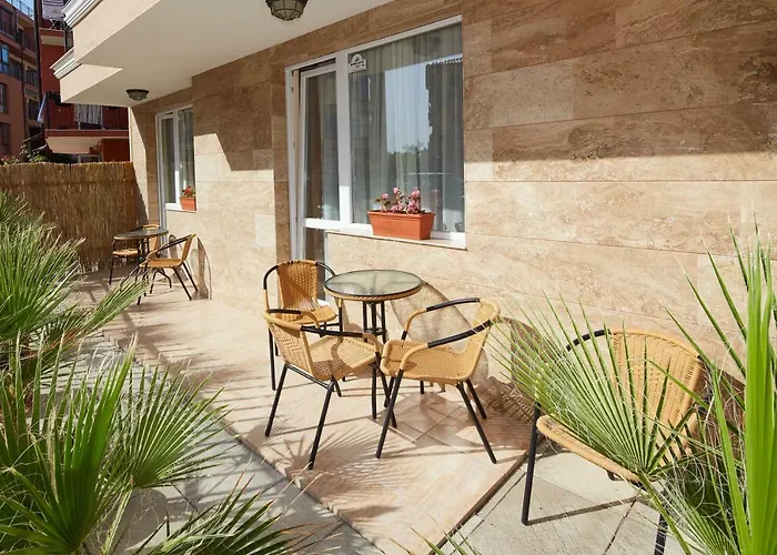 Feniks Несебър